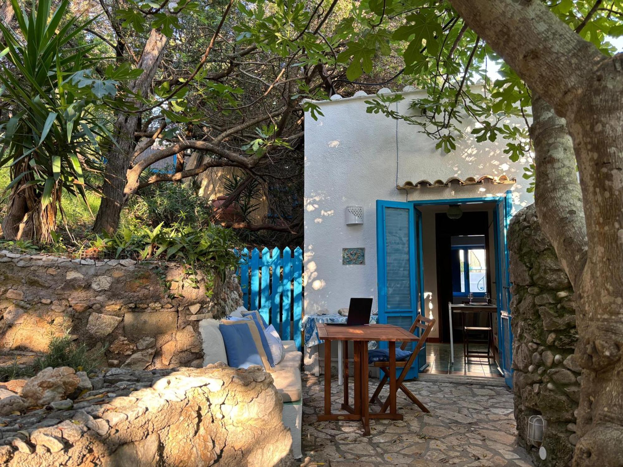 Casa Al Mare Con Spiaggia Privata Condominiale ซาน เฟลิเช เชร์ชีโอ ห้อง รูปภาพ